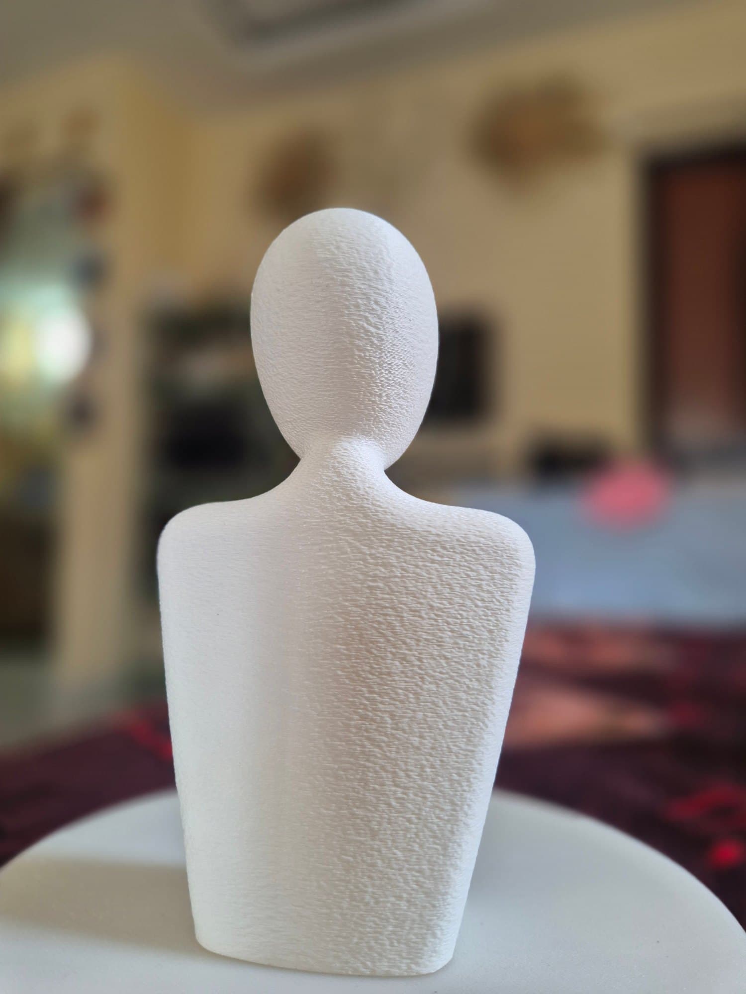 Statue With Heart — size and scale reference