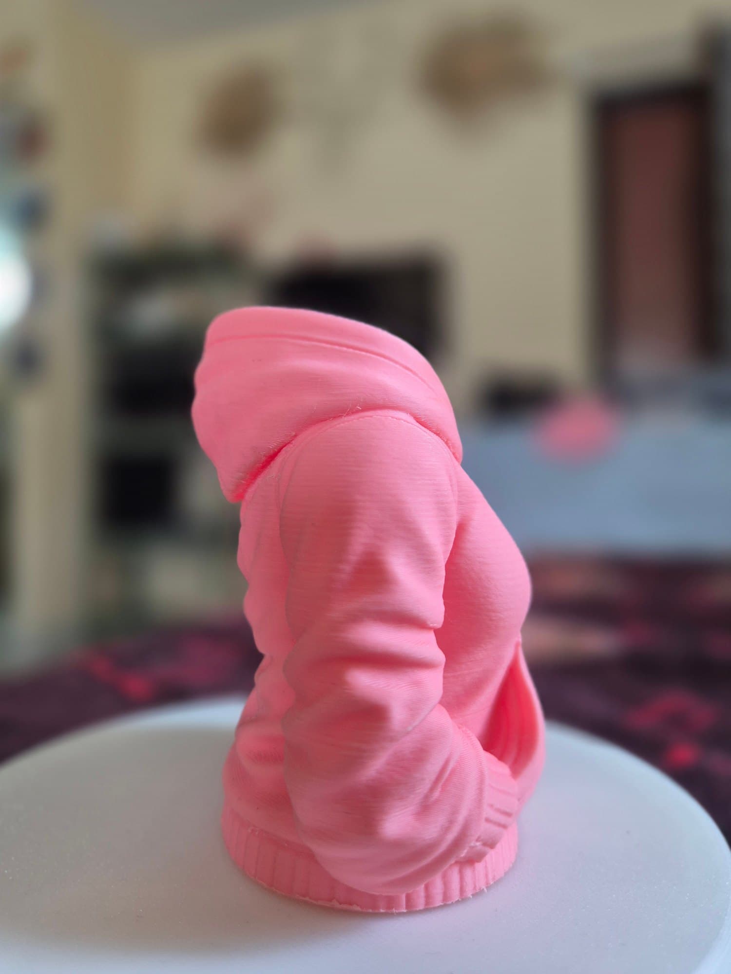 Female Puffy Jacket Pen Holder — size and scale reference