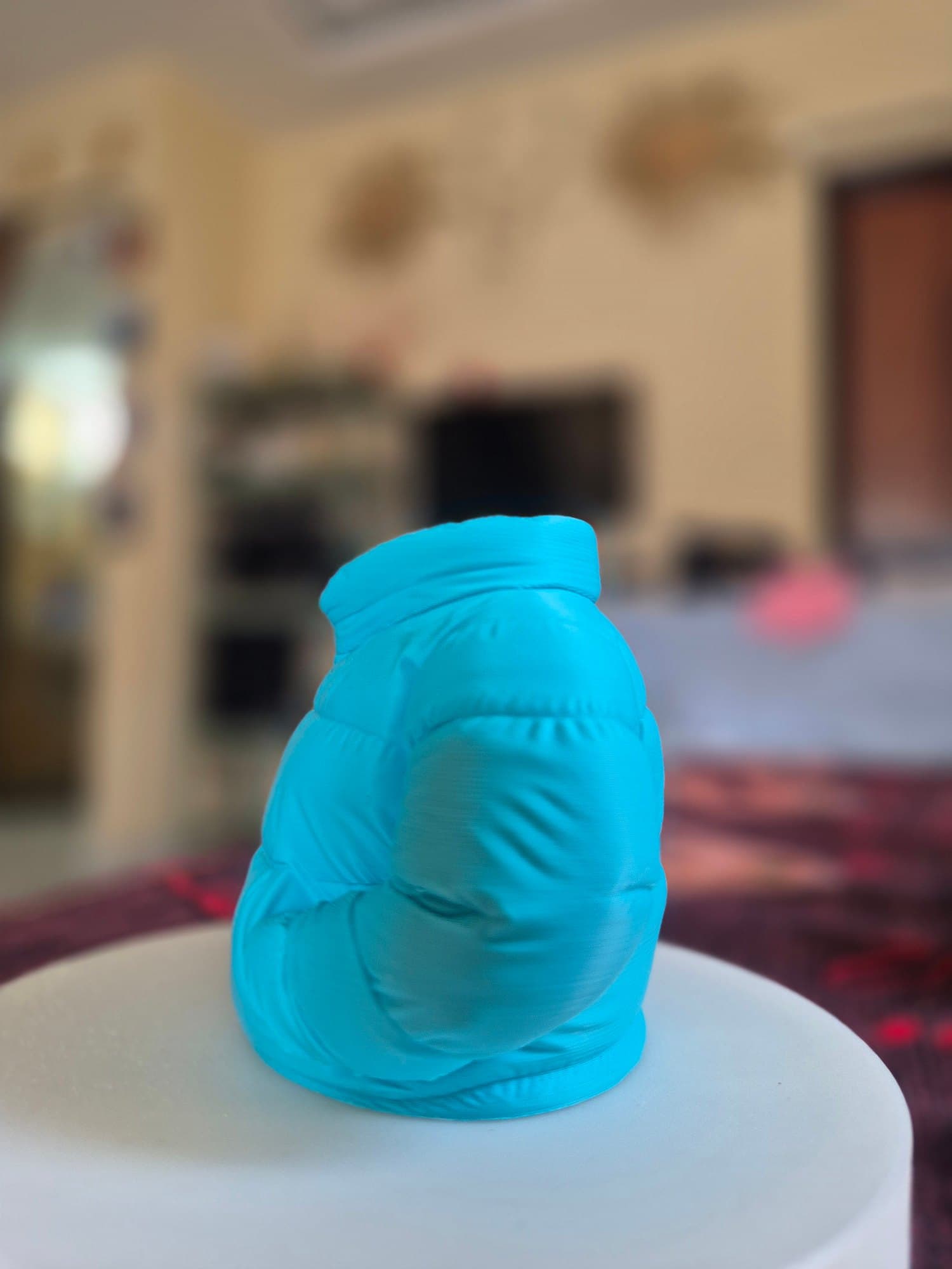 Puffy Jacket Pen Holder — detail view 4