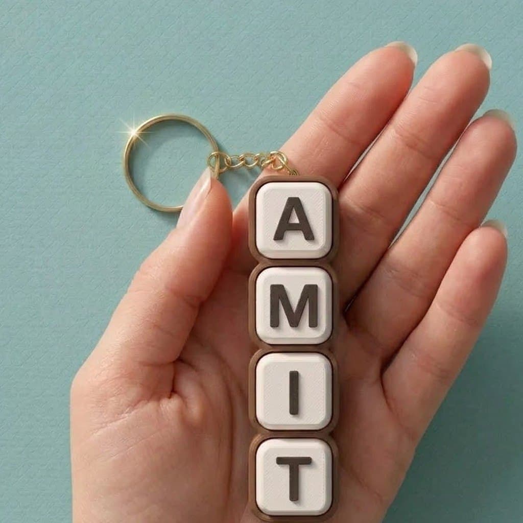 Personalised Name Keyboard Clicker Keychain - Custom Keycaps with Real Mechanical Switches — product photo 2